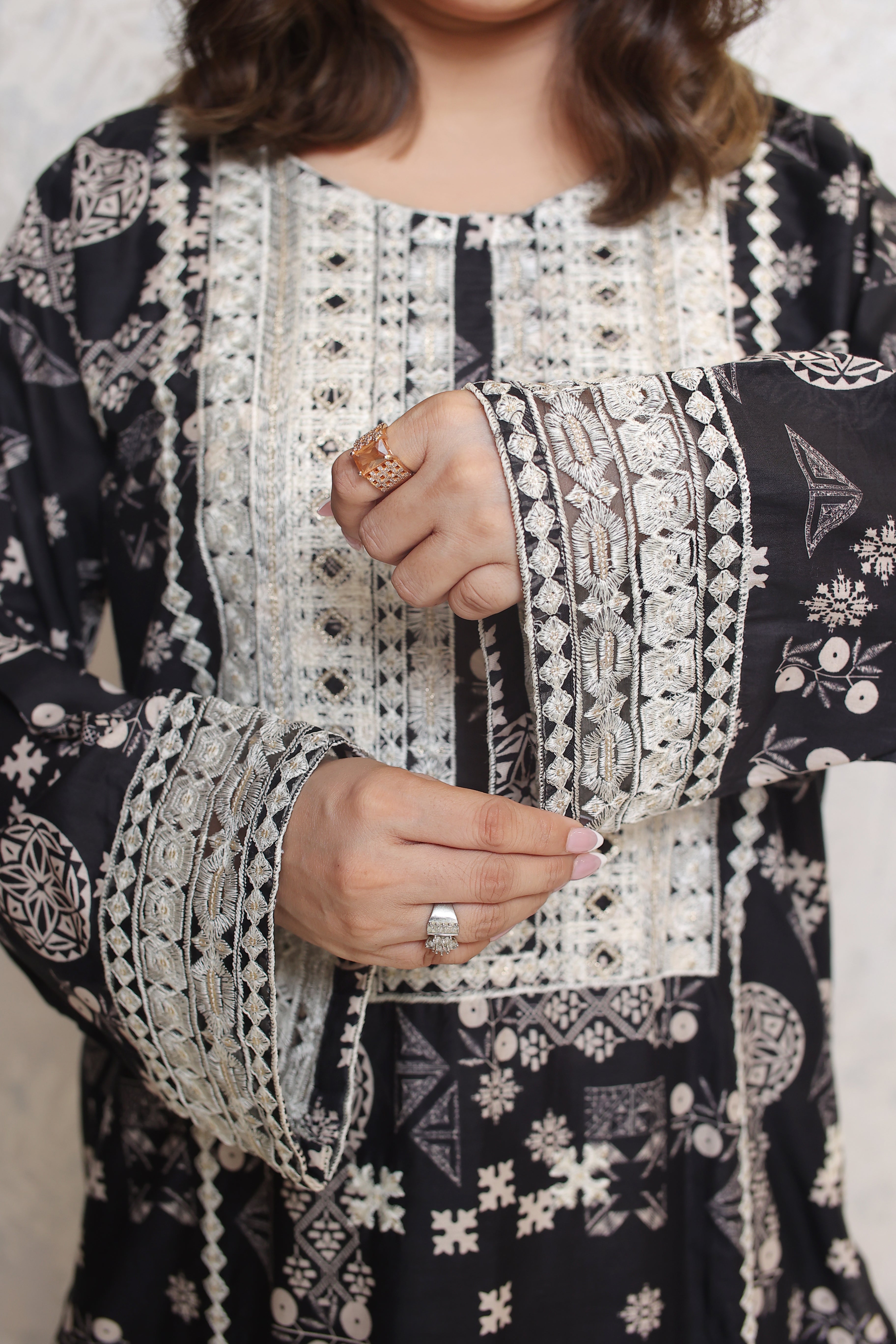 2 Piece - Black Color Soft Lawn Printed | ZB1006-SM